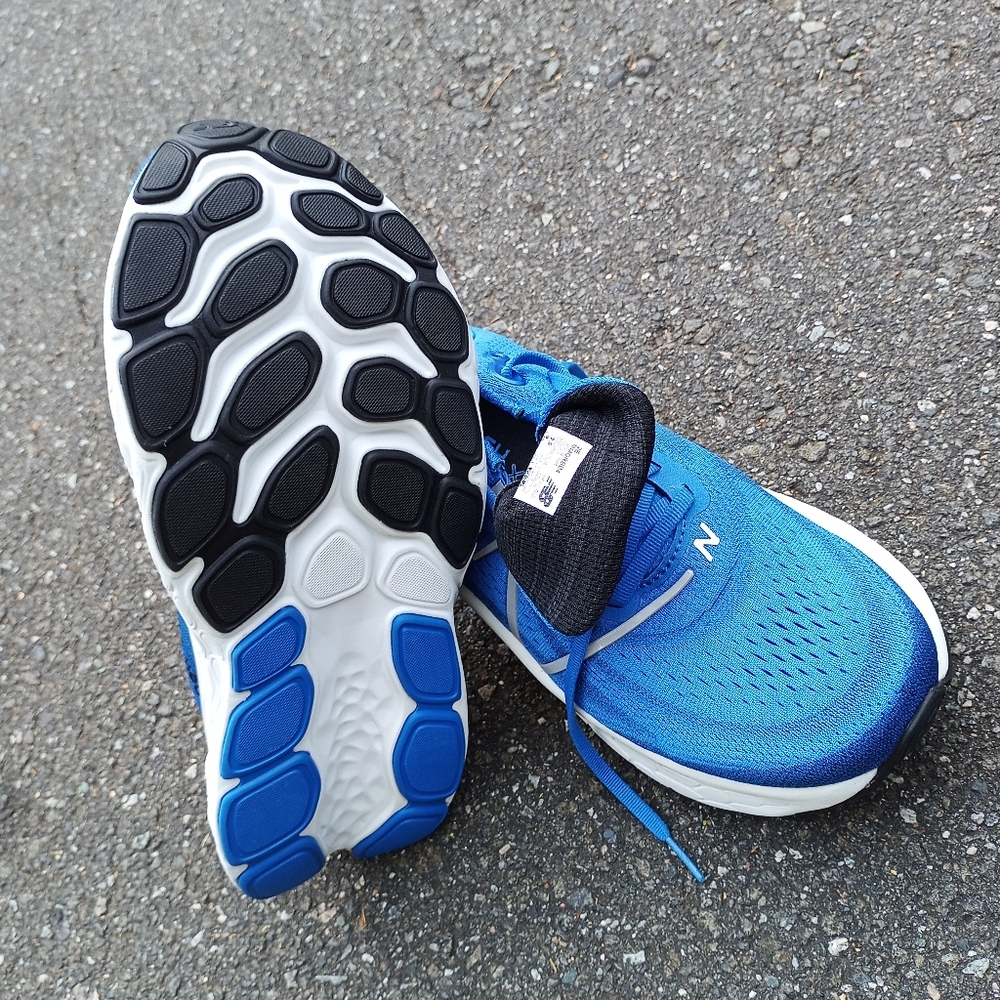 New Balance Fresh Foam Wide sneakers (NEW) - Picture 8 of 9